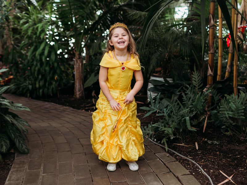 Funna Princess Costume Layered Dress Off Shoulder for Girls Dress Up with Accessories Yellow, 6 Years - Image 2